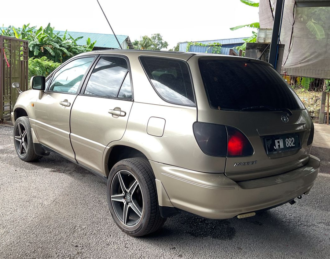 1998/99 TOYOTA HARRIER 4WD 3.0 AUTO
